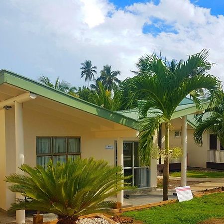 Le Uaina Beach Resort Faleapuna Экстерьер фото