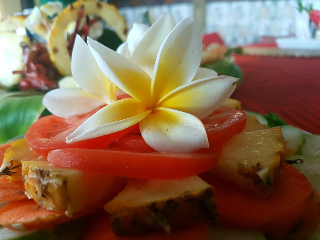Le Uaina Beach Resort Faleapuna Экстерьер фото